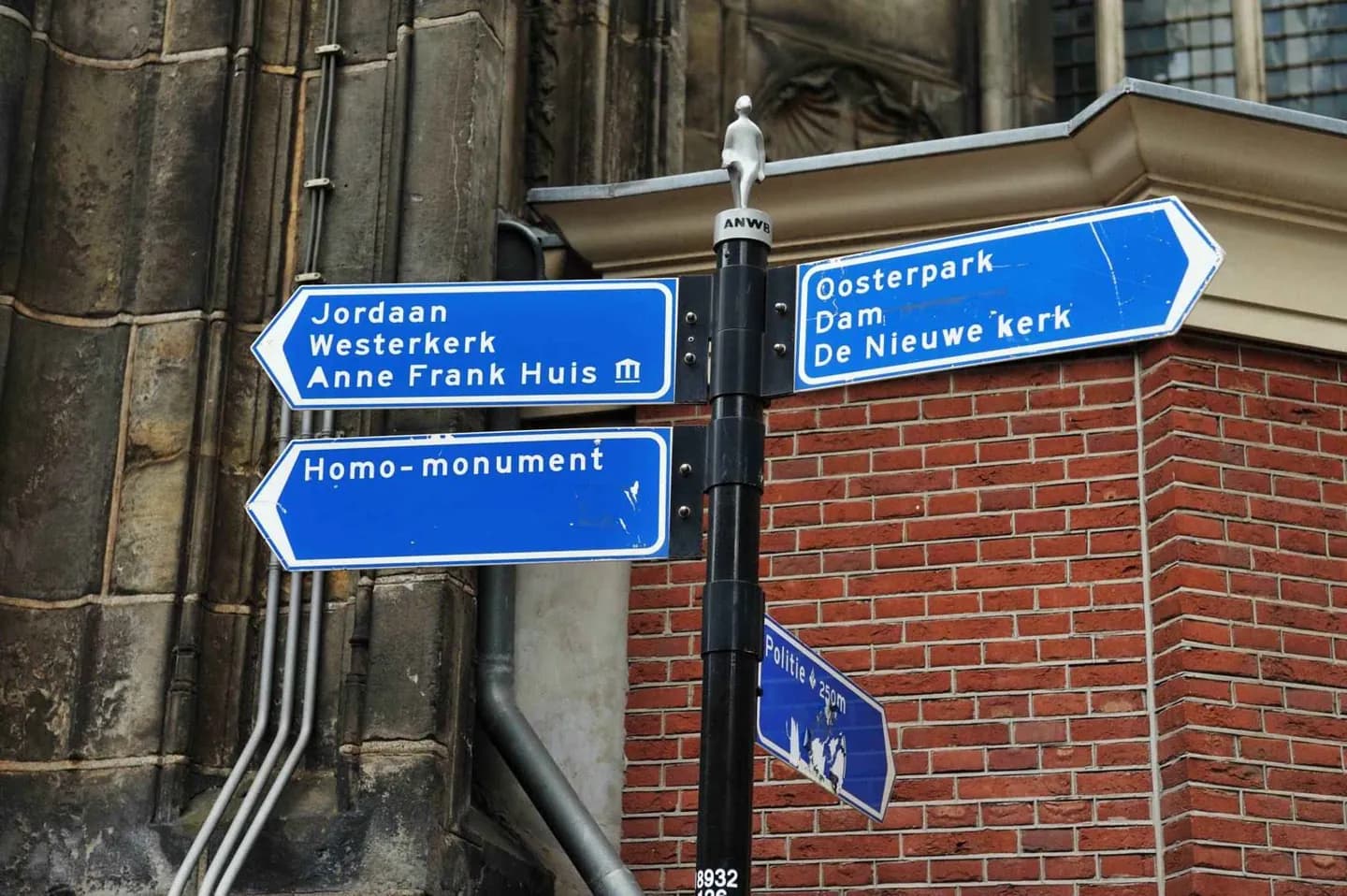 Homomonument