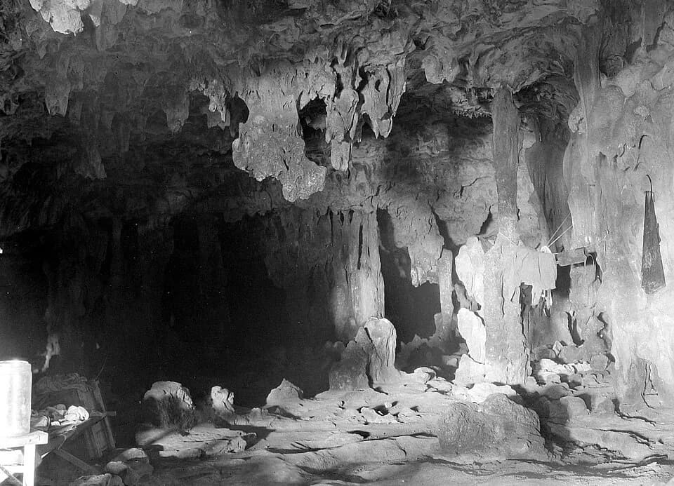 Fontein Cave