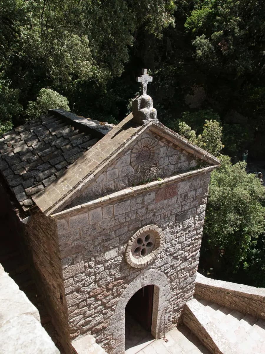 Eremo delle Carceri: retiro en el Monte Subasio · 2
