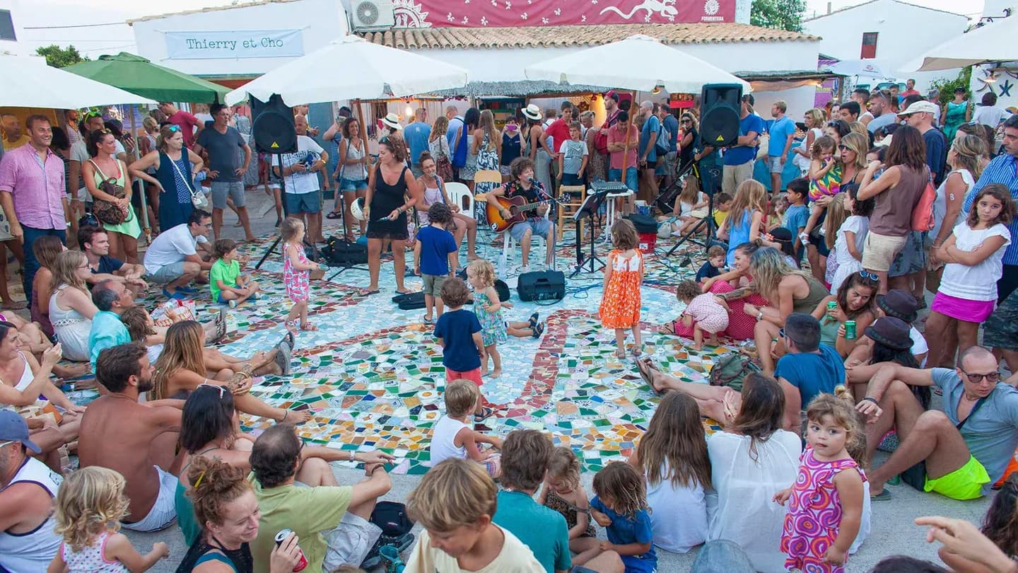 Marché artisanal de La Mola