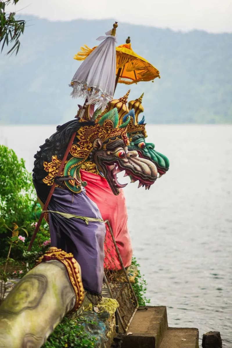 Bali à travers le temps