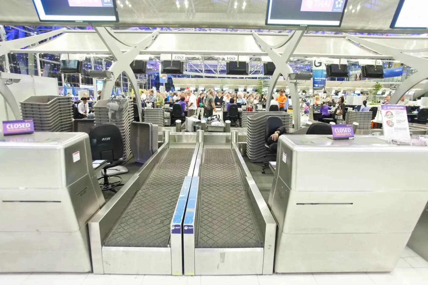 飛行機でバンコクに到着