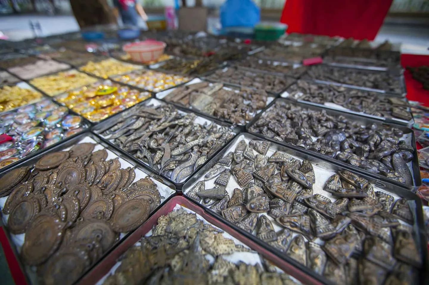 Shopping in Rattanakosin · 2