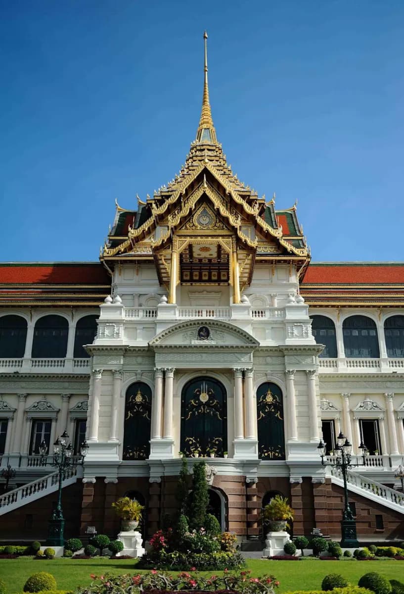 The Grand Palace Outer Court · 2