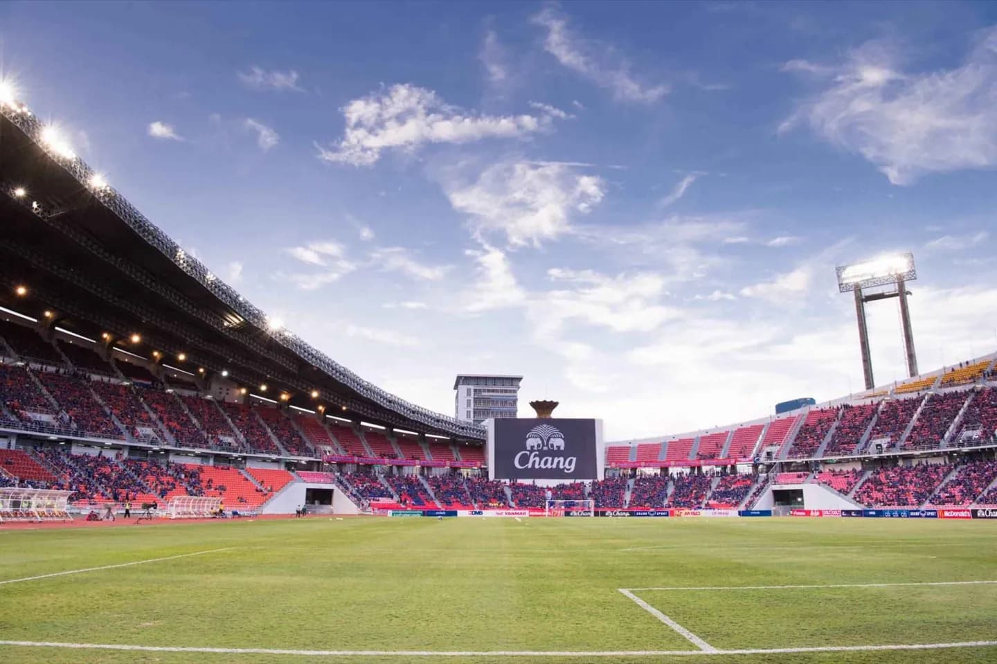 Rajamangala National Stadium · 2