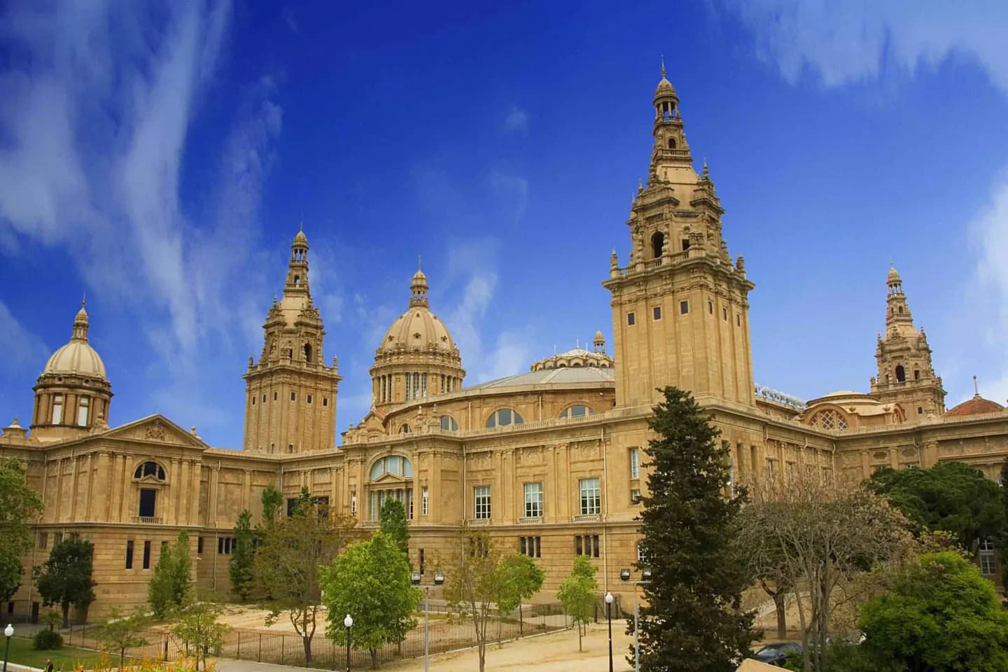 Plaça d’Espanya · 3