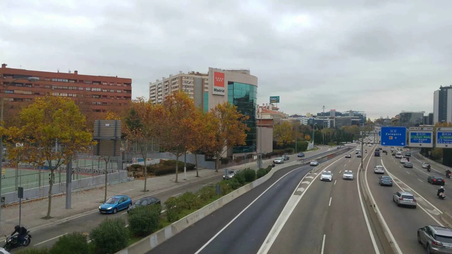 Driving and Parking in Barcelona · 2