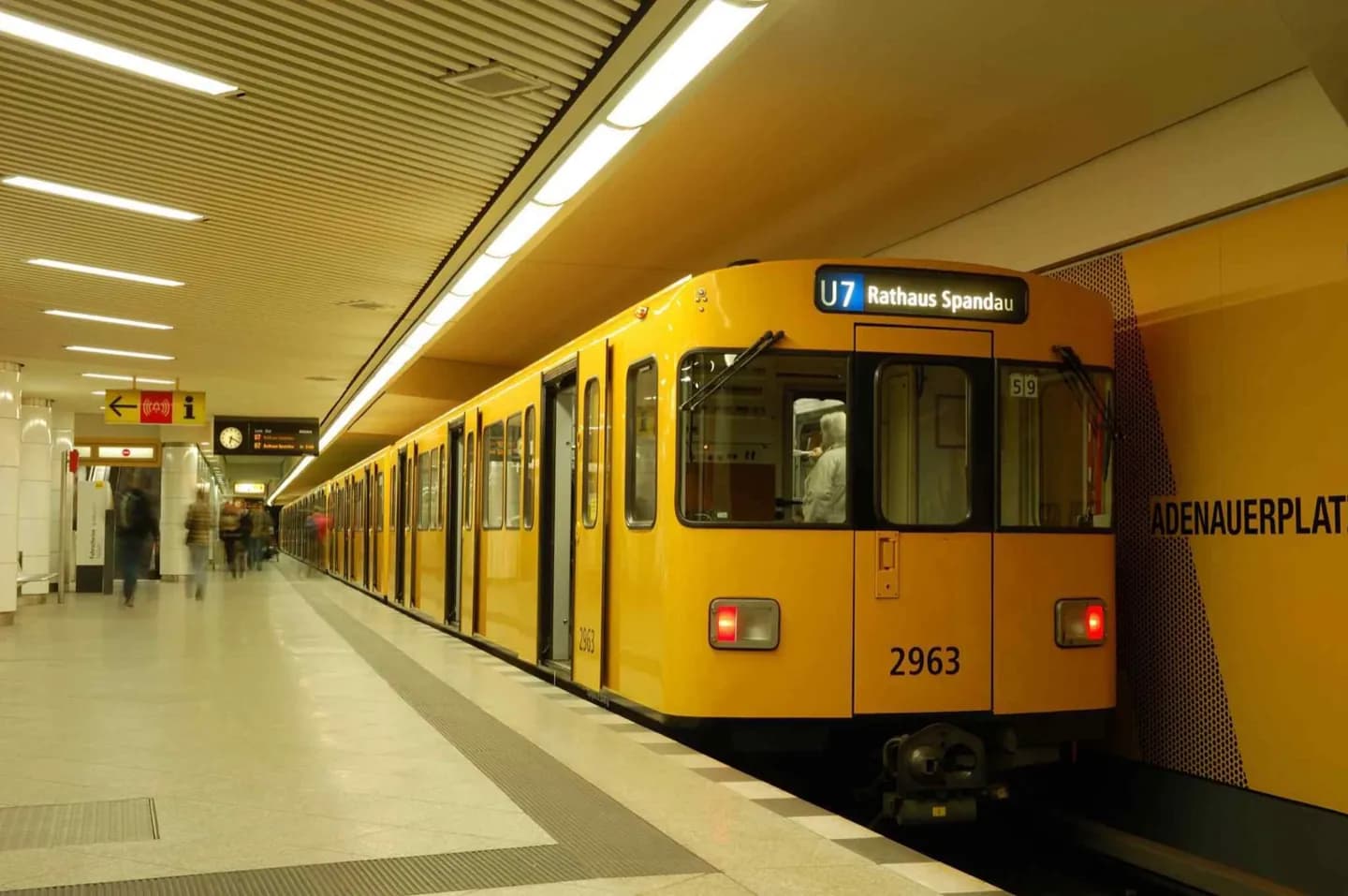 Using Berlin Public Transport · 2