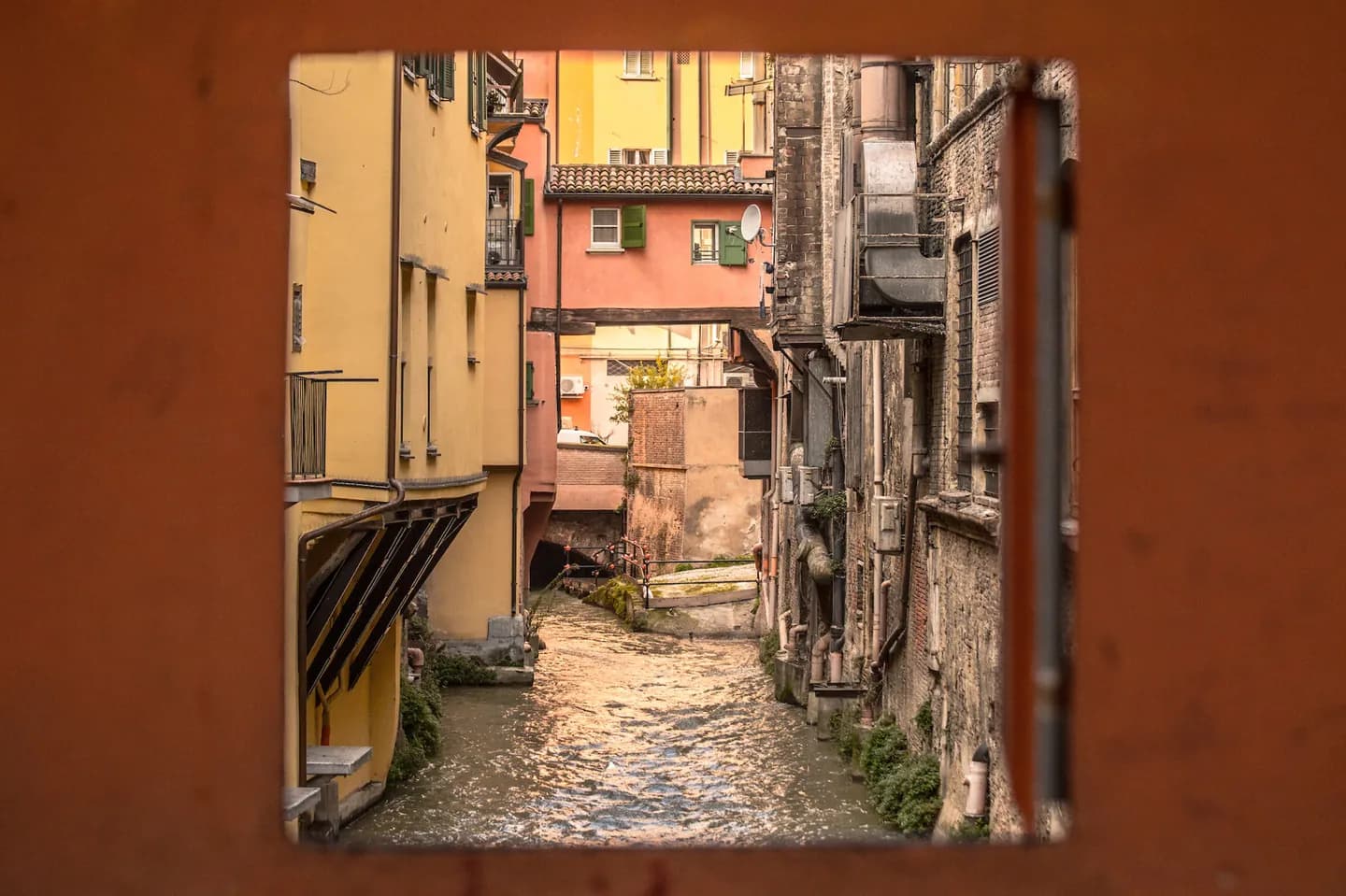 Finestrella di Via Piella