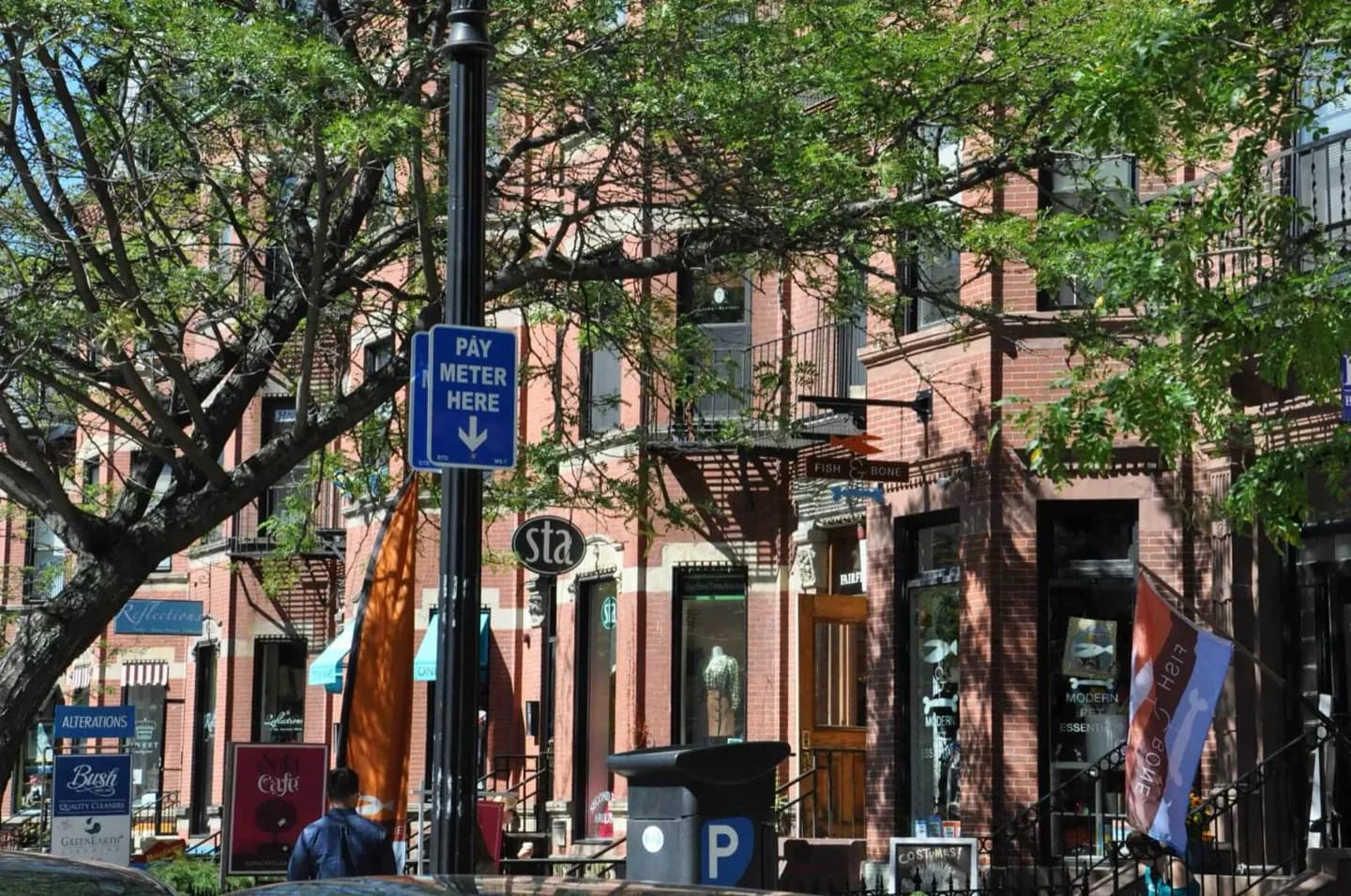 Calle Newbury