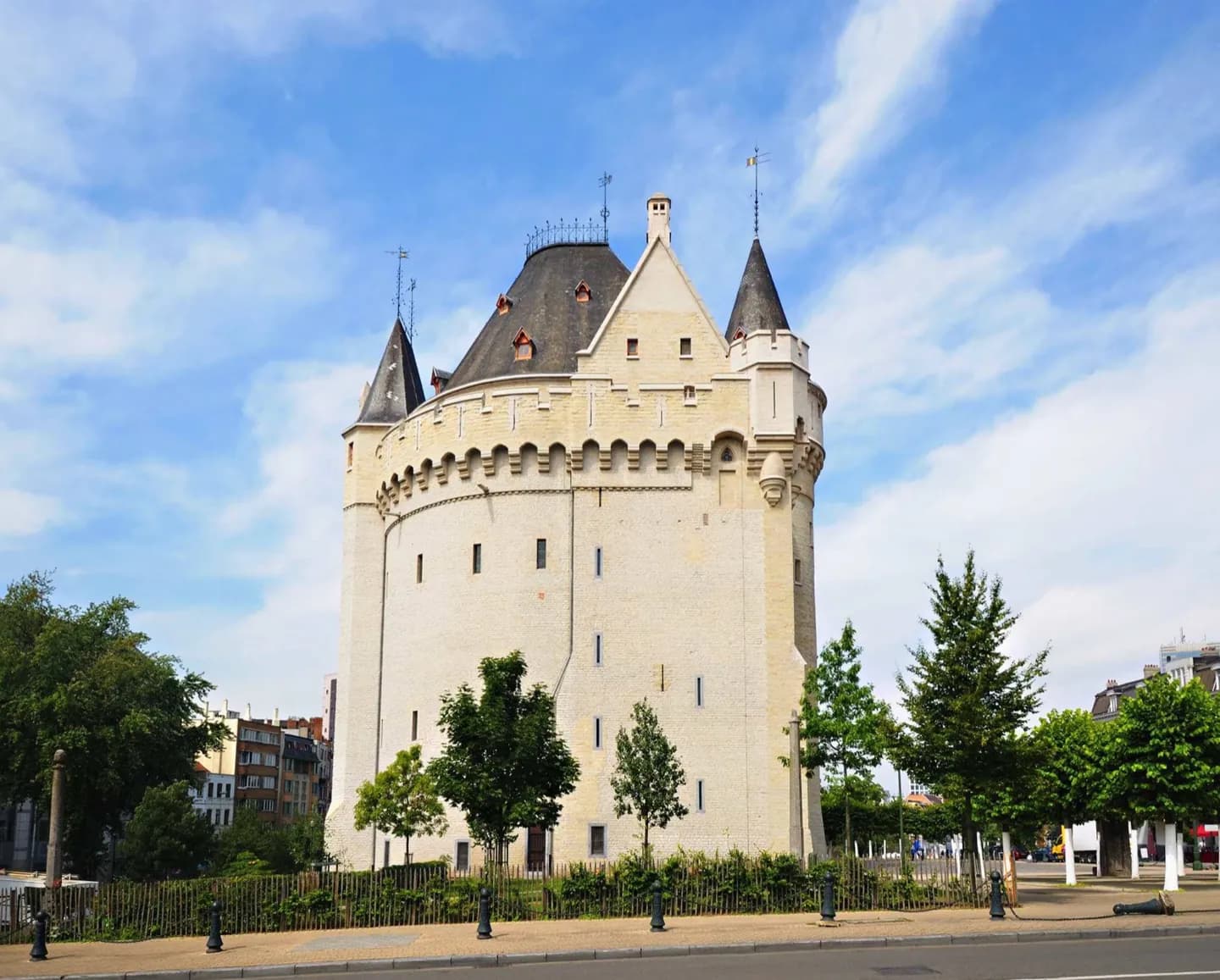 Halle Gate