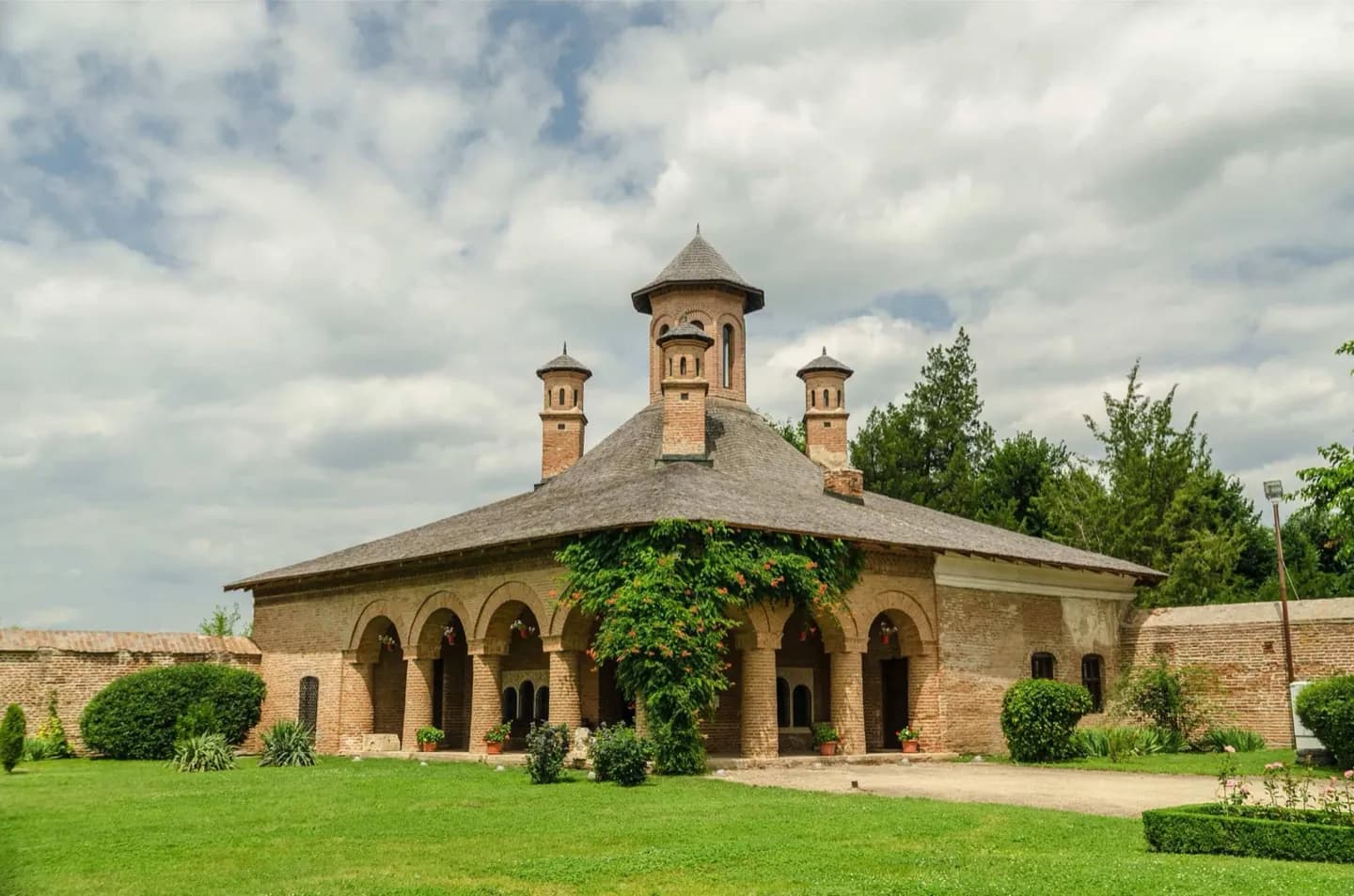 Mogoșoaia Palace · 2