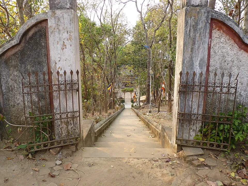 Phnom Sambok