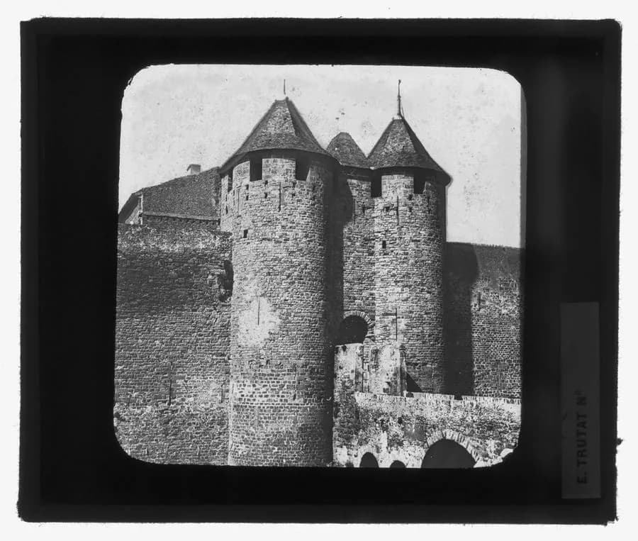 Château Comtal e Bastioni