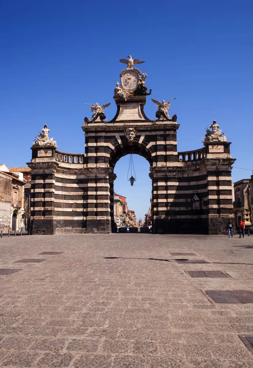 Catania romana sotto il centro · 2