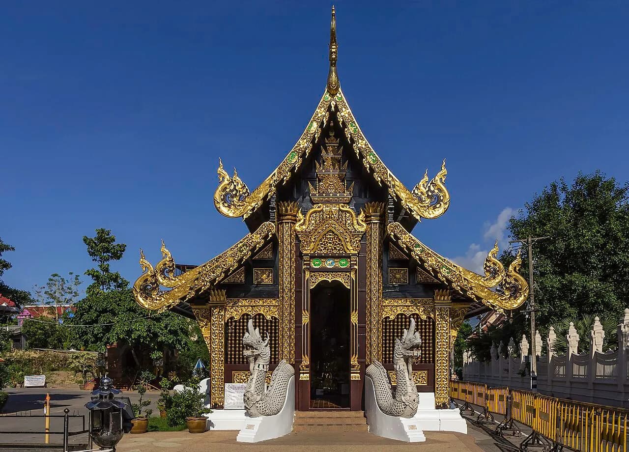 Wat Inthakin Sadue Muang