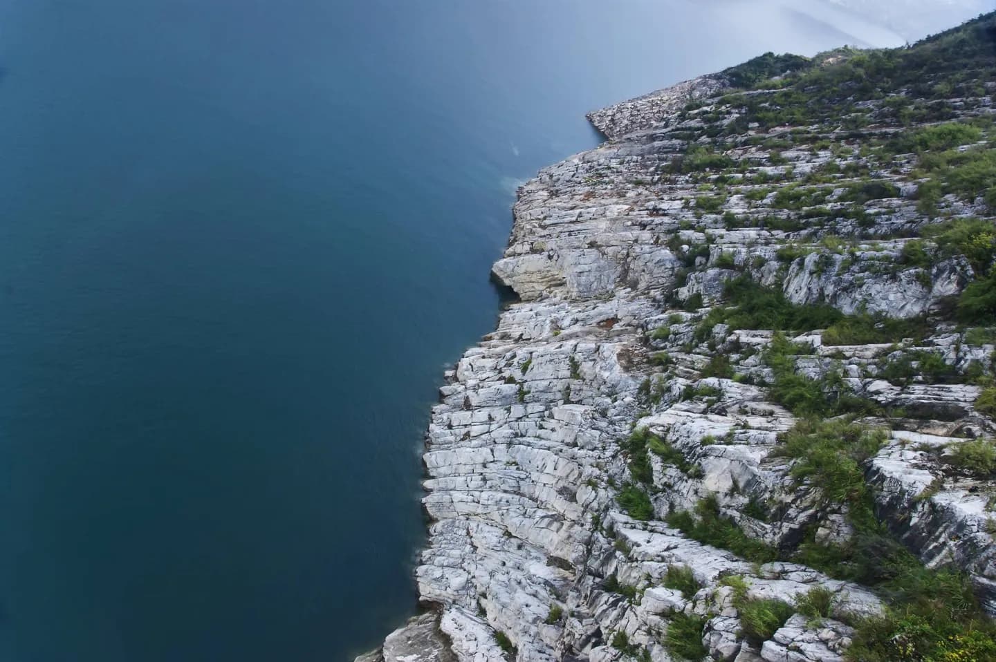 曹海湖 · 2