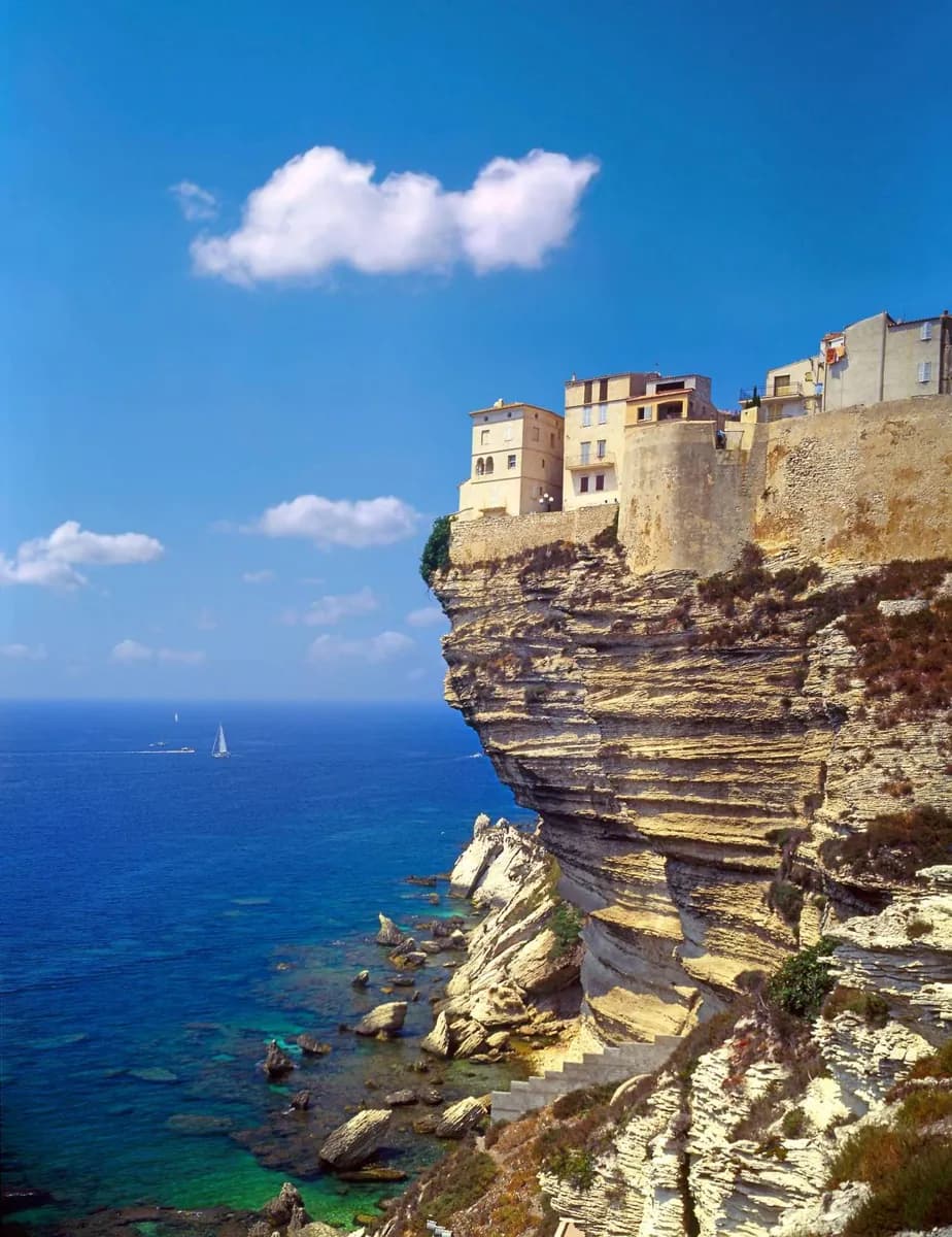 Bonifacio · 2