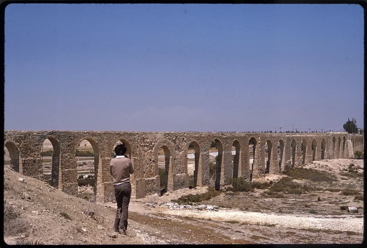 Kamares Aqueduct