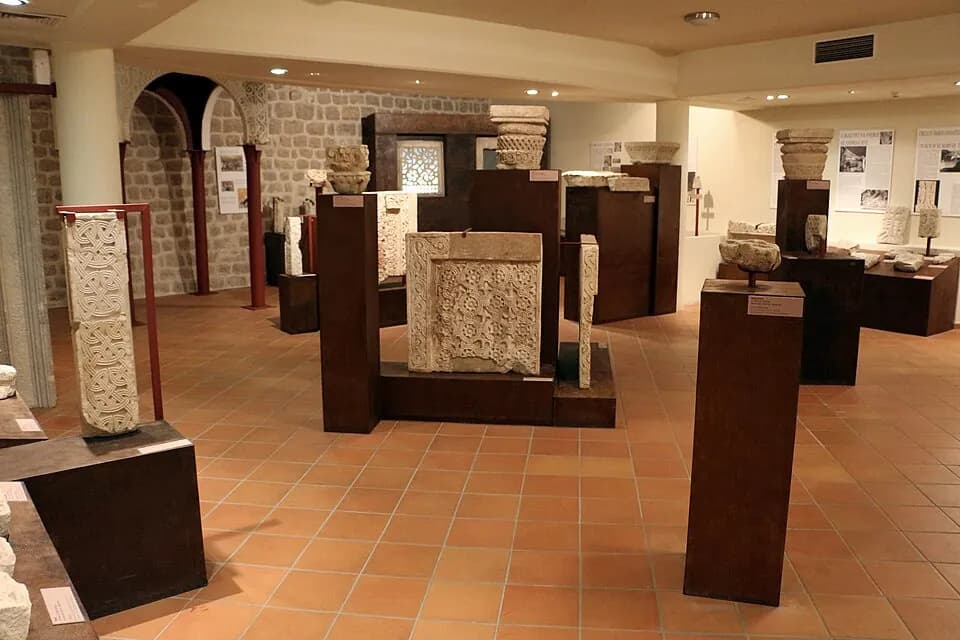 Expositions du musée archéologique