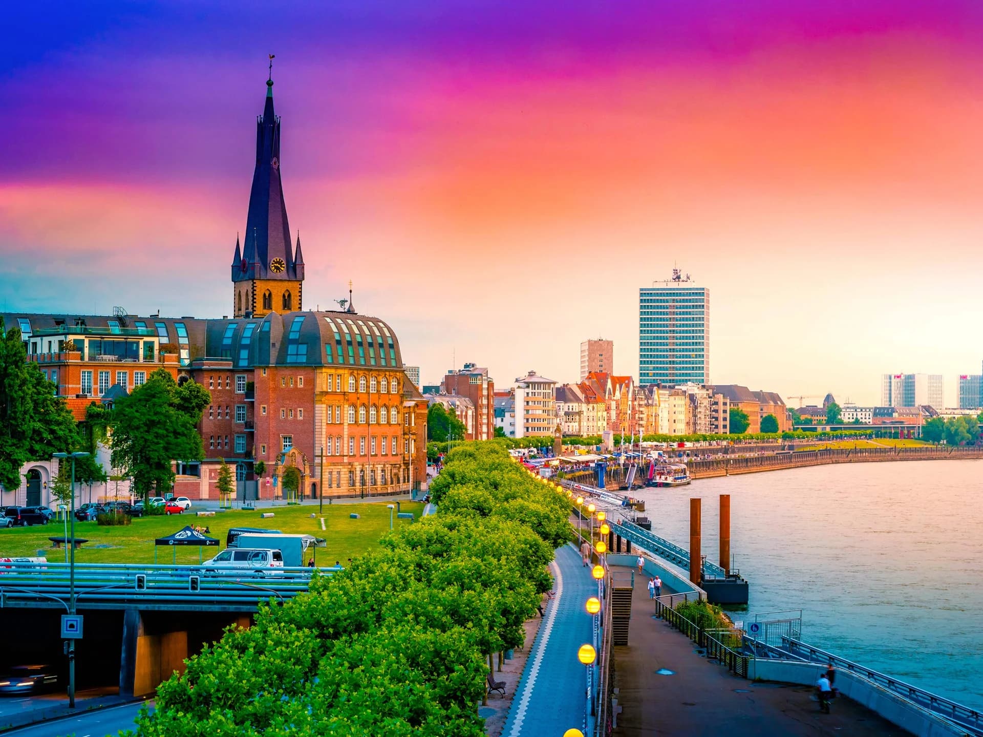 Düsseldorf · original destination photography