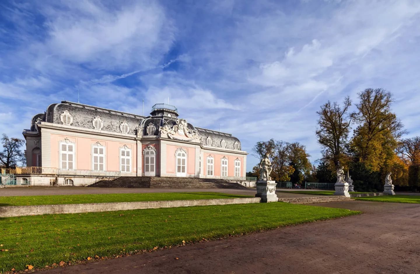 Schloss Benrath · 2