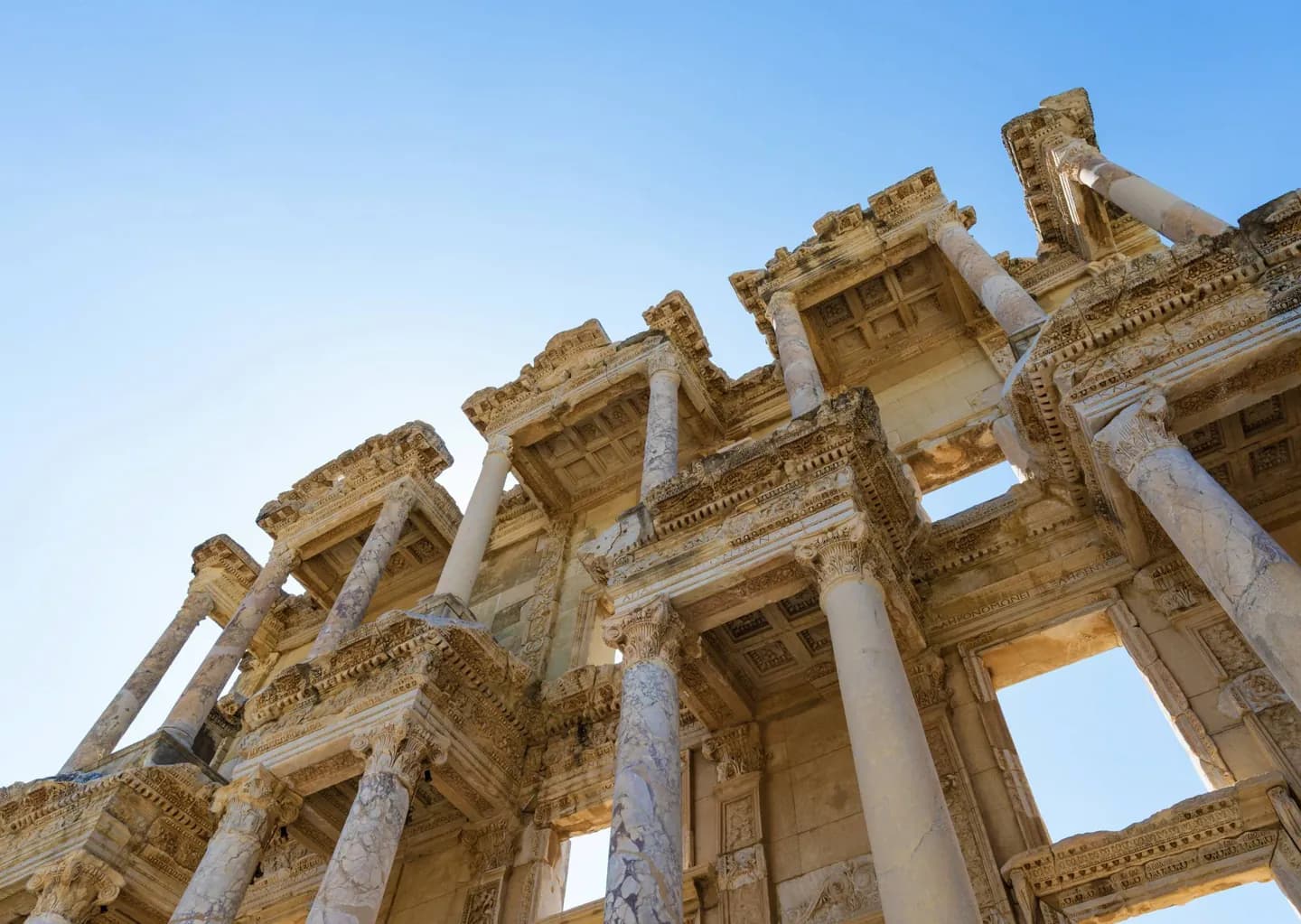 Christian Ephesus and Its Traditions