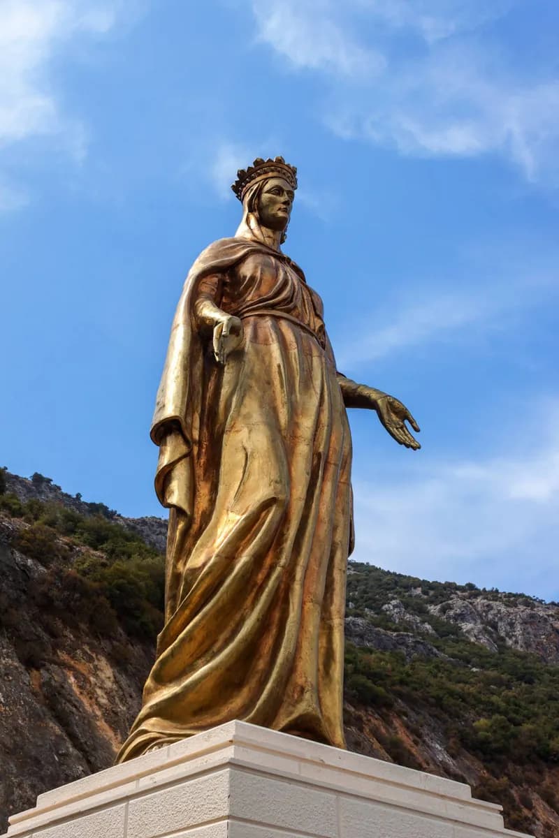 Christian Ephesus and Its Traditions · 2
