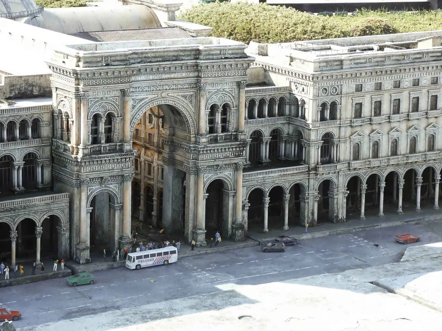 Ônibus e bondes em Florença