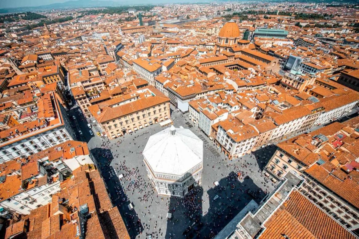 Baptistère de Florence à travers les siècles