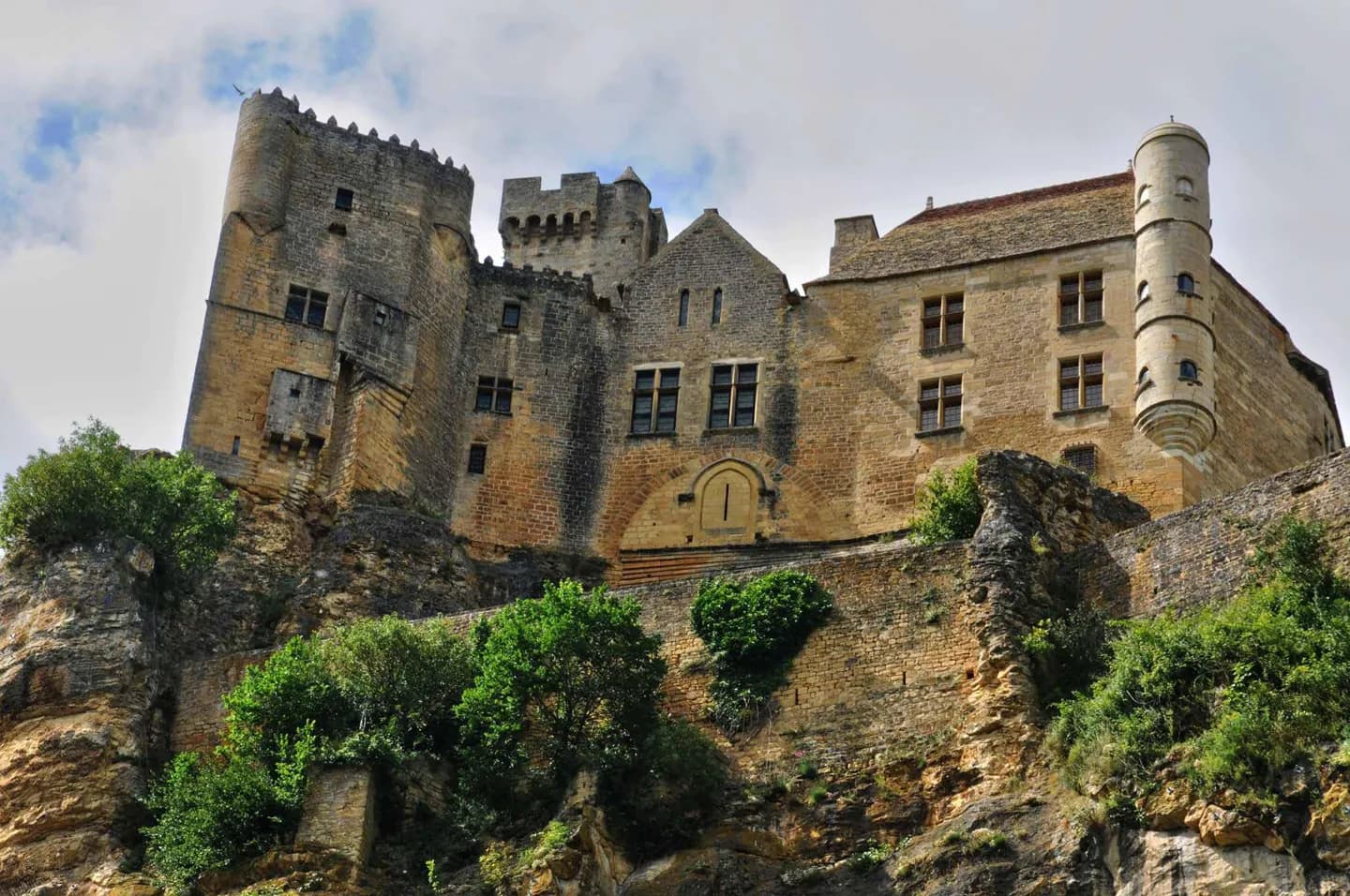 Medieval Kings, Crusades and War · 2