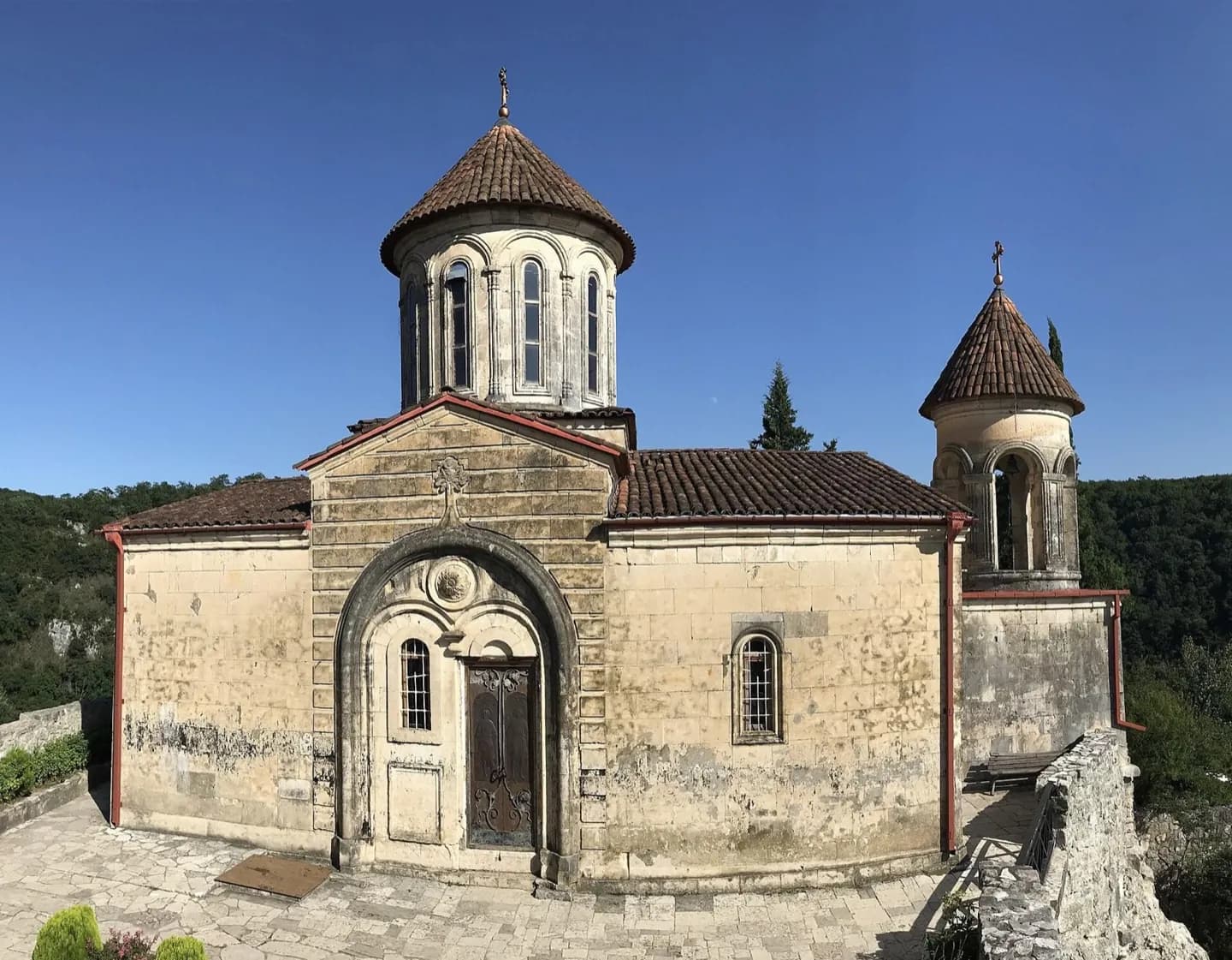 Motsameta Monastery