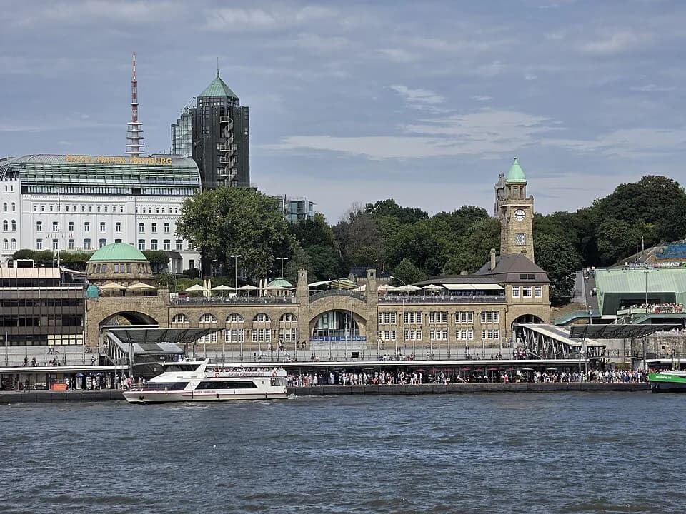 St. Pauli Landungsbrücken