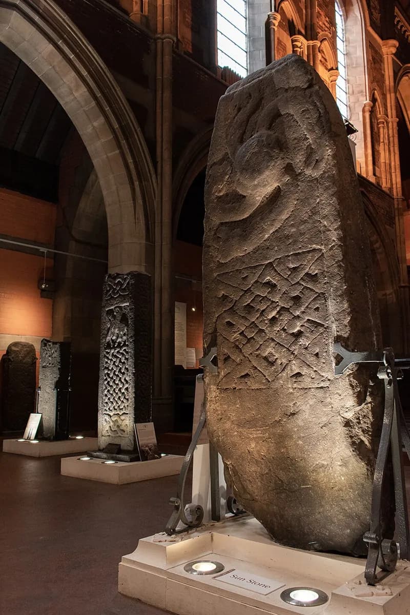 Las Piedras Govan