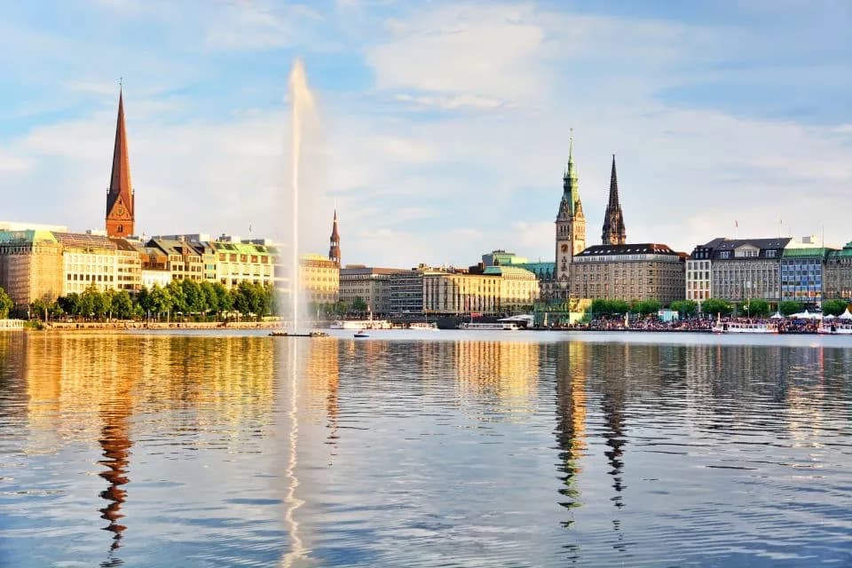 Hamburg at a Glance