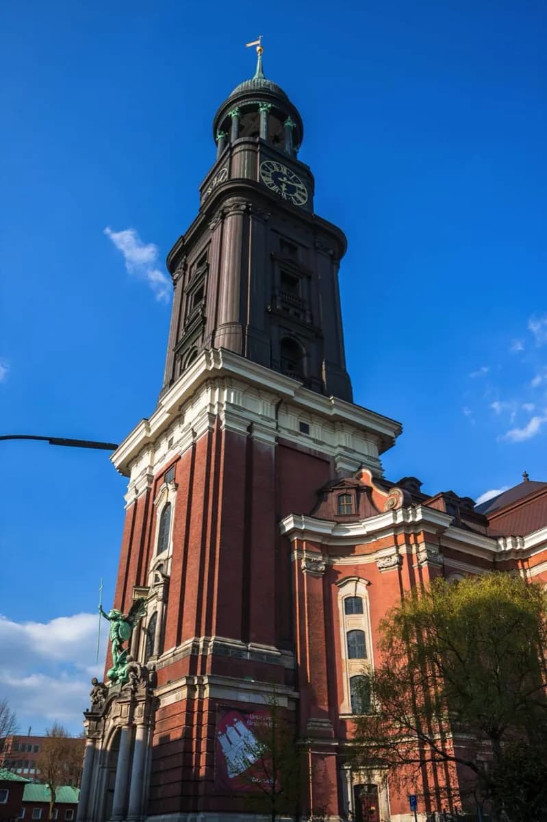 St. Michaels Kirche · 2