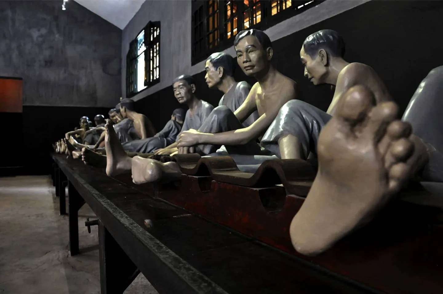 ホアロ刑務所遺物。