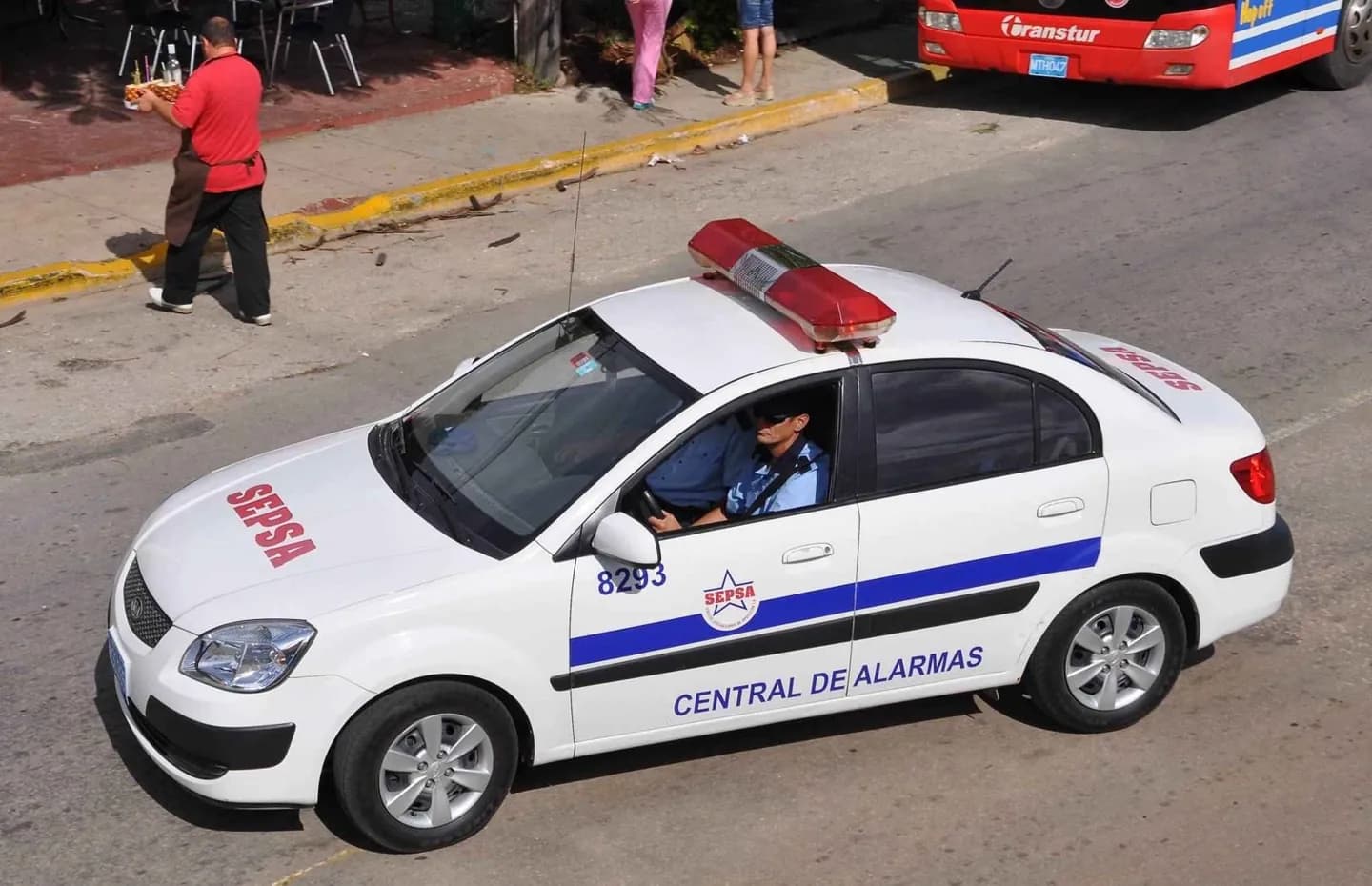 Safety in Havana · 2