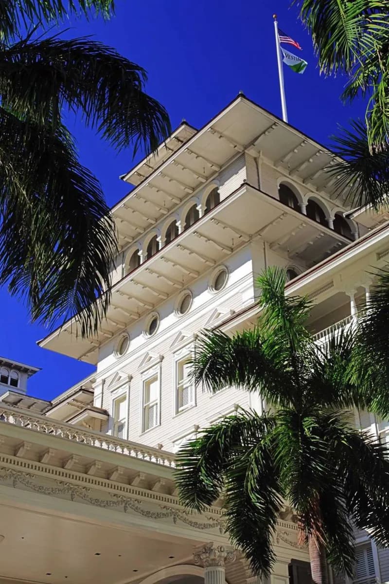 Moana Surfrider