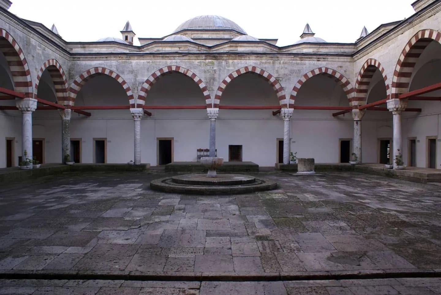 Land Walls, Ottoman Mosques and Bosphorus Views