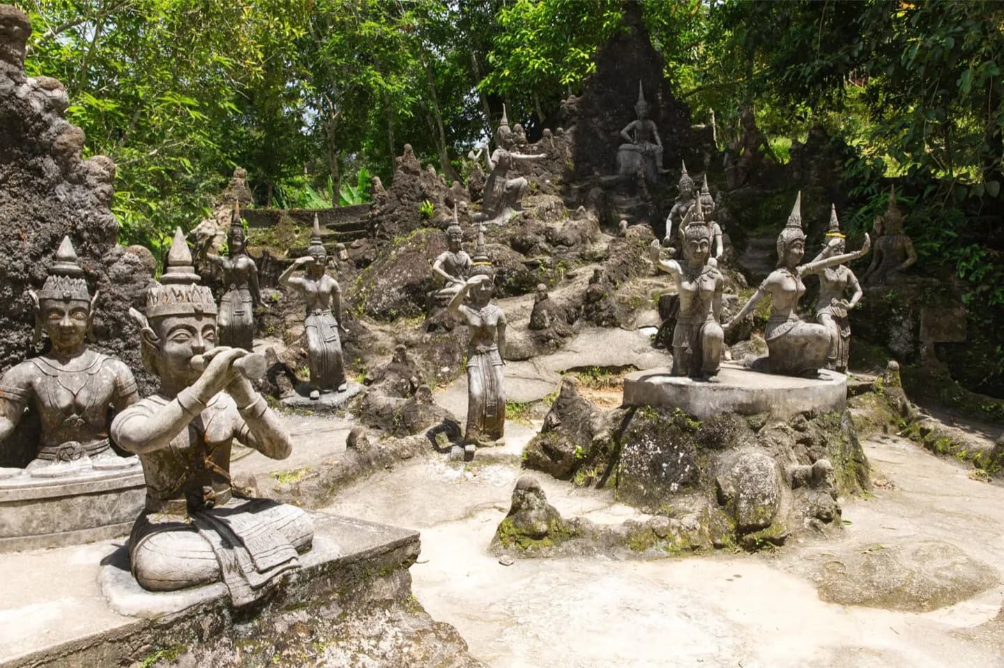 Secret Buddha Garden (Tarnim Magic Garden) · 2