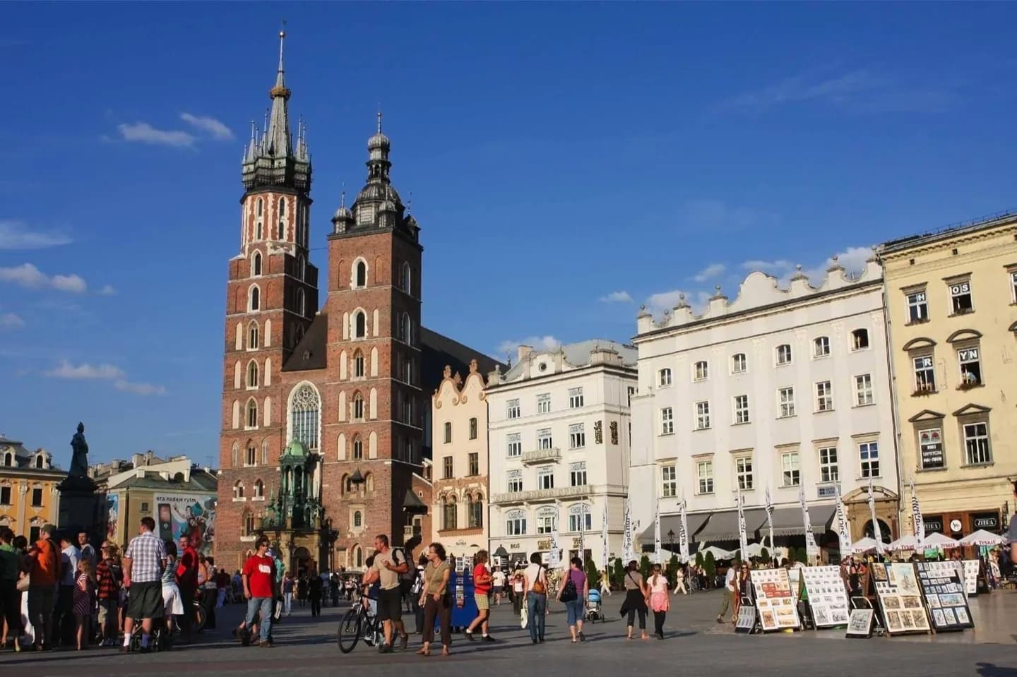 Exploring Central Kraków on Foot · 2