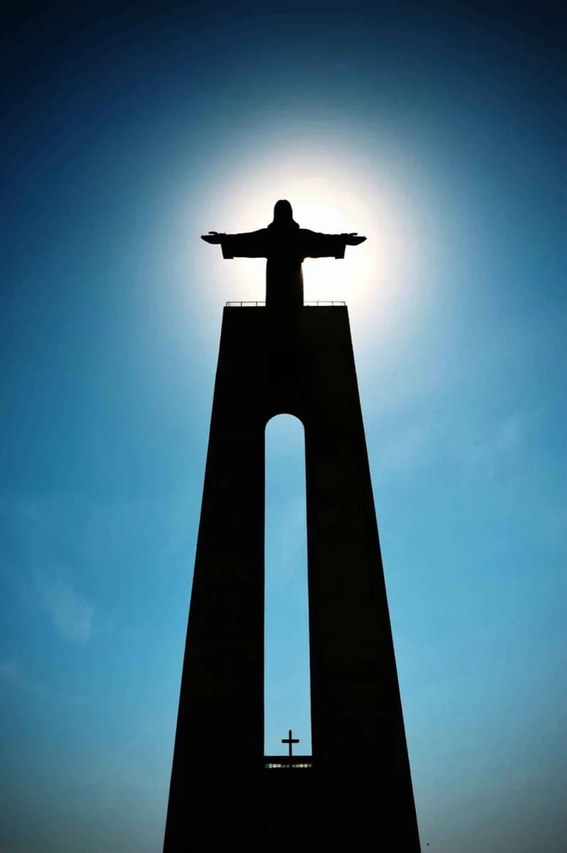Sanctuaire national du Christ Roi · 3