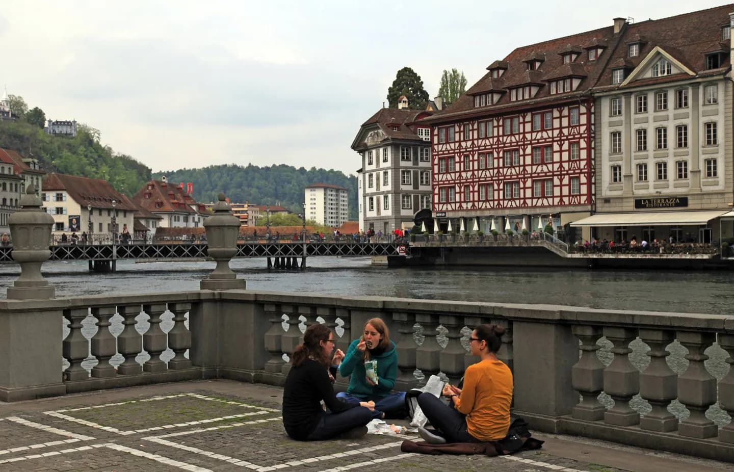 Sprache und Gemeinschaft in Luzern · 2