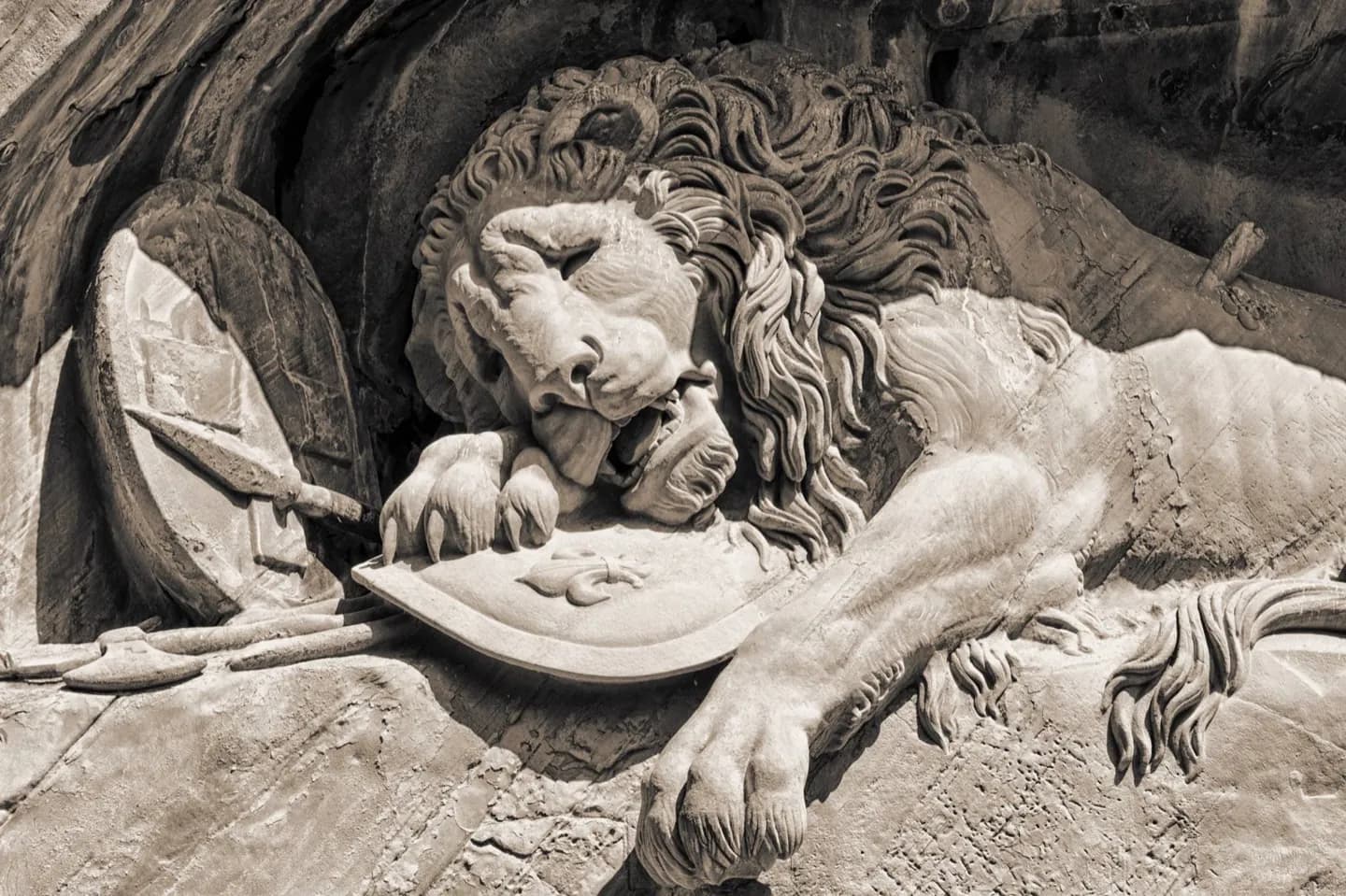 Lion Monument