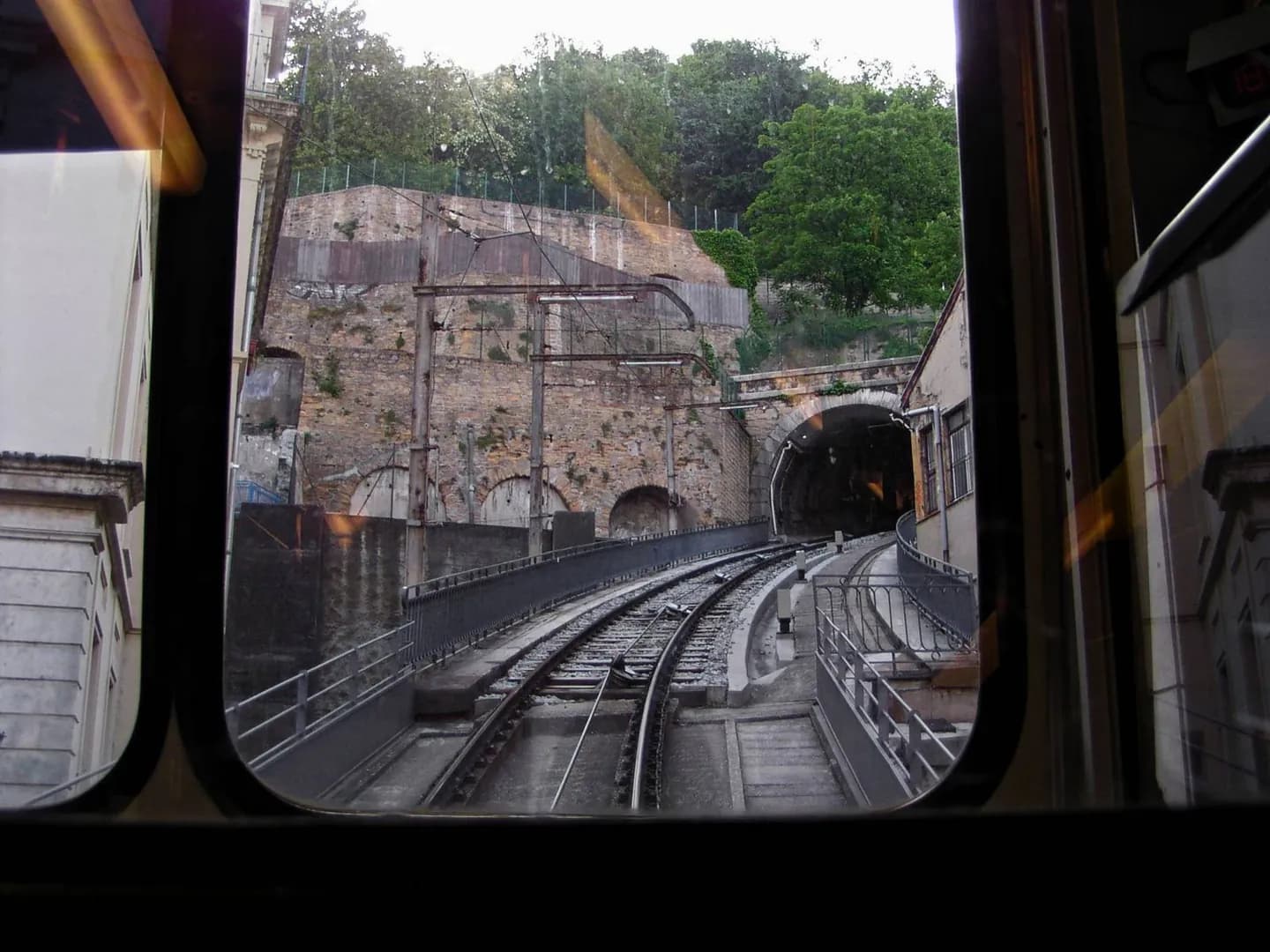 Usando el transporte público en Lyon · 2