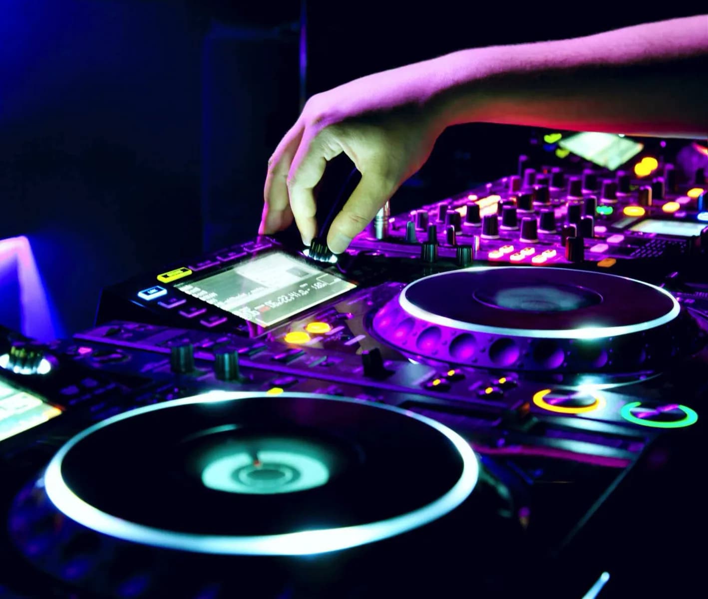 Pubs and Nightlife Areas · 2
