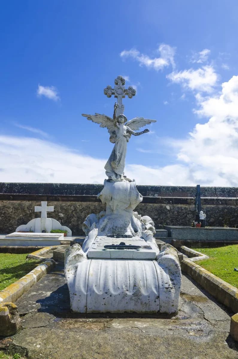 English Cemetery