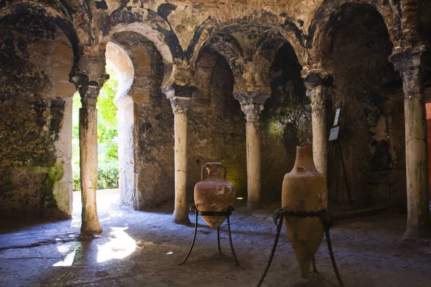 Reading Palma's History in the Old City · 4