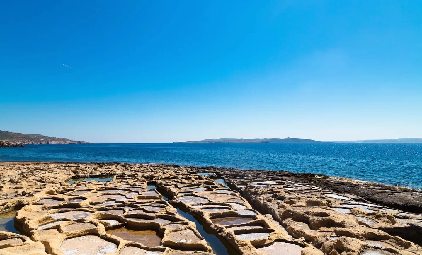 Why Malta’s Coast, Cliffs and Building Stone Look the Way They Do · 2